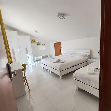 Colli Ameni Nocleg ze śniadaniem 4*